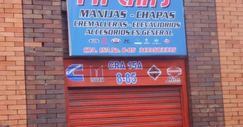 PITS CARS  CARRERA 15A